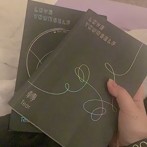 Love Yourself Tear Album Version R